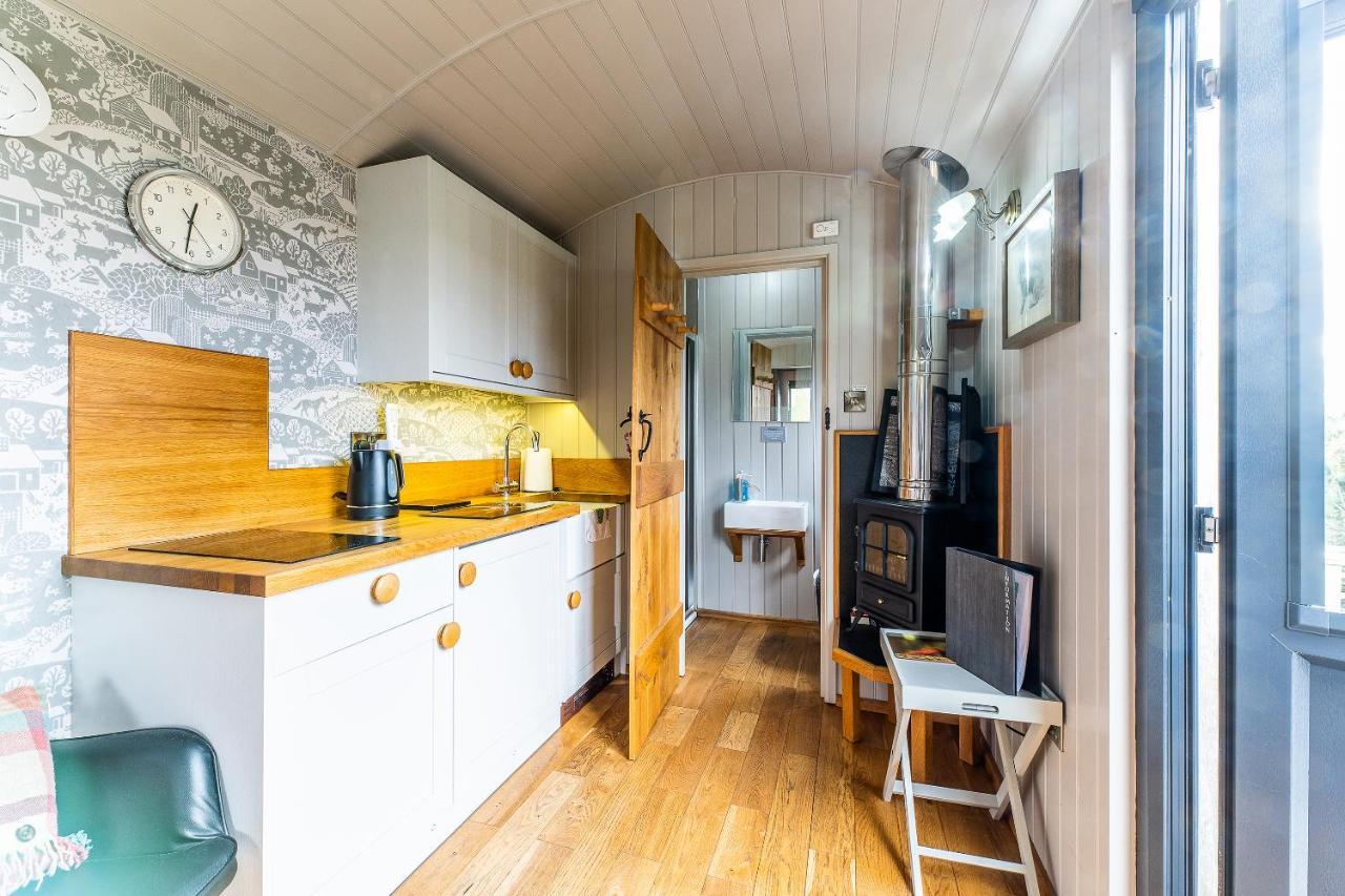 The Little John Petite Cosy Log Cabin - Sleeps 2, Great For Romantic Breaks, Couples, Single Guests, Near Sherwood Forest At Fairview Farm, Nottingham Set In 88 Acres Blidworth Buitenkant foto