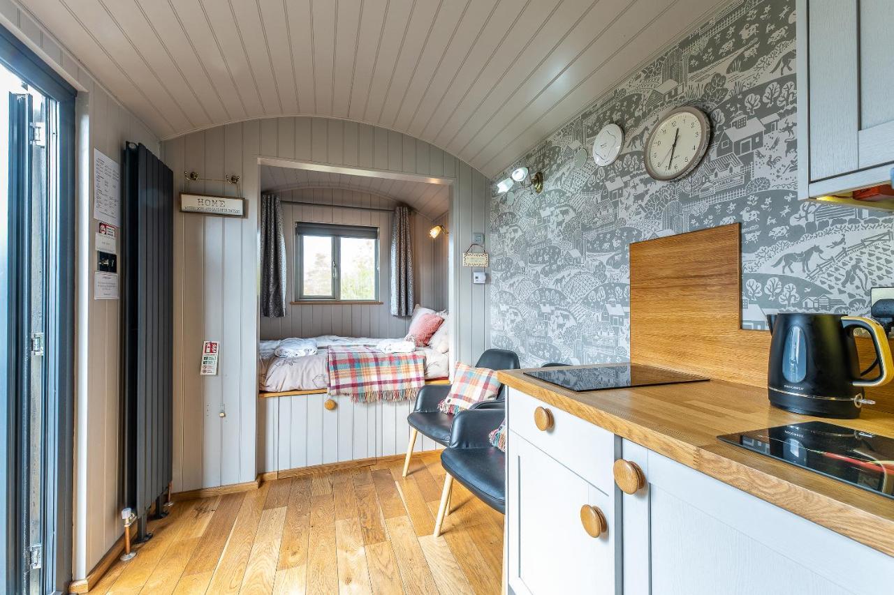 The Little John Petite Cosy Log Cabin - Sleeps 2, Great For Romantic Breaks, Couples, Single Guests, Near Sherwood Forest At Fairview Farm, Nottingham Set In 88 Acres Blidworth Buitenkant foto